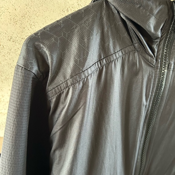 Puma Jacket - Picture 5 of 9